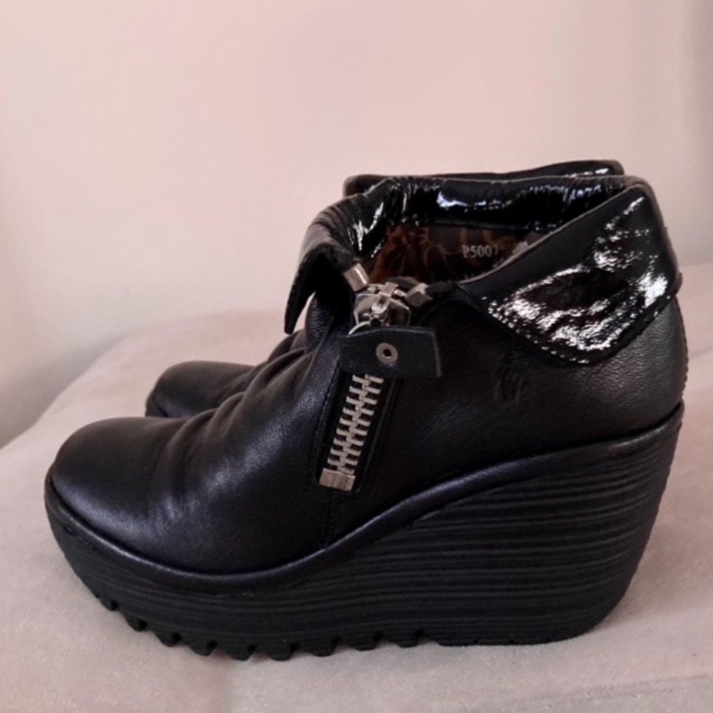Fly London Black Wedge Shoes Leather Shoes Patent Detailing